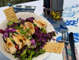 Izgara Tavuklu Salata